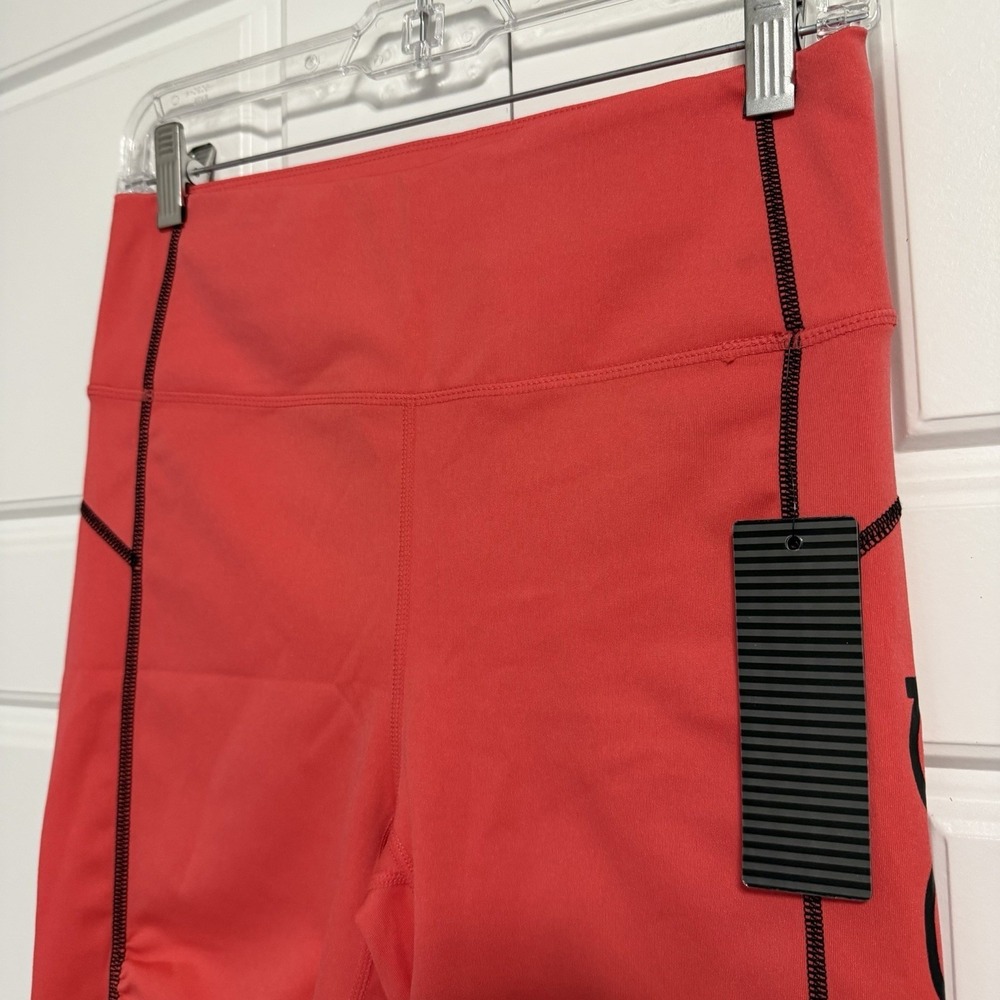 NWT Bebe Sport Hibiscus Contrast Stitch Ruched Pocket Biker Shorts Women's Med - Picture 5 of 9